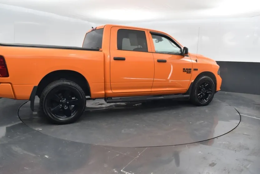 2019 Ram 1500 Classic Express photo 1