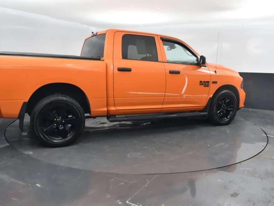 2019 Ram 1500 Classic Express photo 1