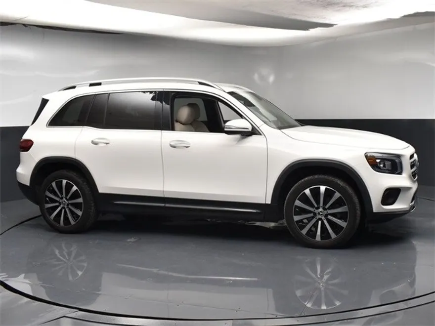 2021 Mercedes Benz GLB 250 photo 1