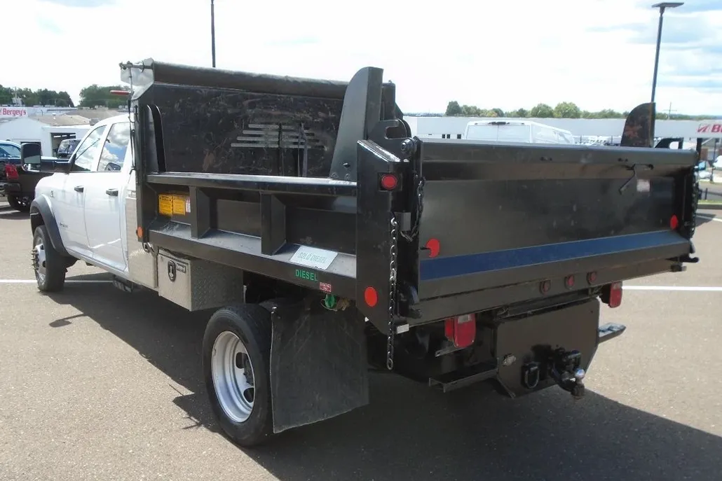 2022 Ram 4500 Tradesman photo 1