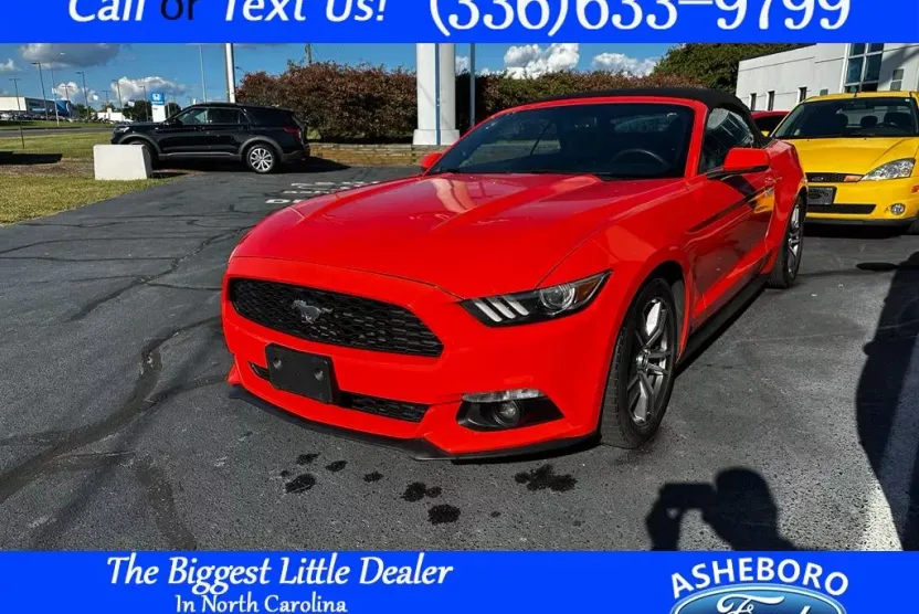 2016 Ford Mustang EcoBoost Premium photo 1
