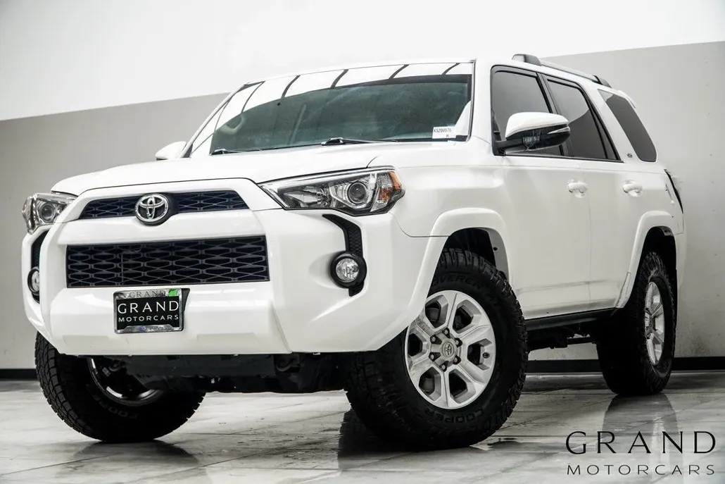 2019 Toyota 4Runner SR5 Premium 2WD photo 1