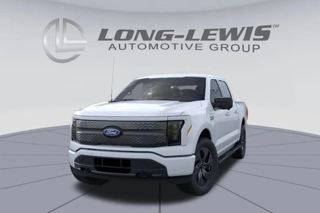 2025 Ford F-150 Lightning photo 1