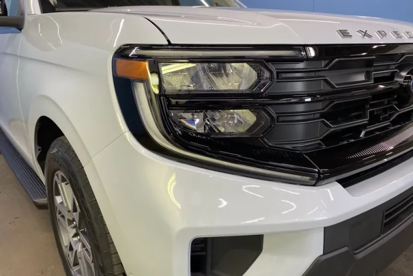 2025 Ford Expedition MAX photo 1