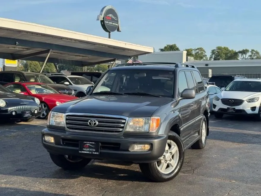2005 Toyota Land Cruiser VX photo 1