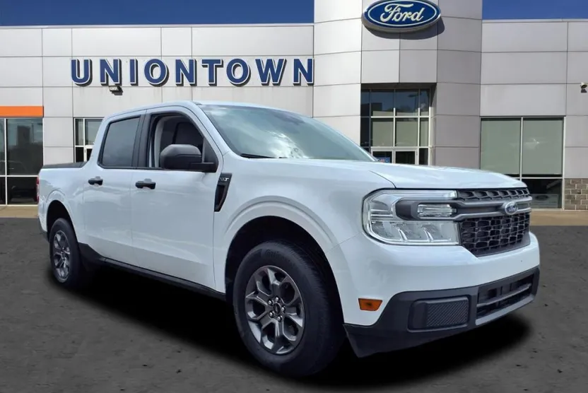 2022 Ford Maverick XLT photo 1