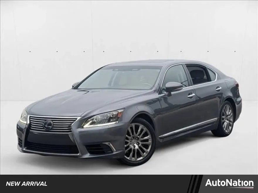 2015 Lexus LS 460 L photo 1
