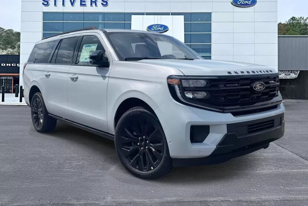 2025 Ford Expedition MAX Platinum photo 1