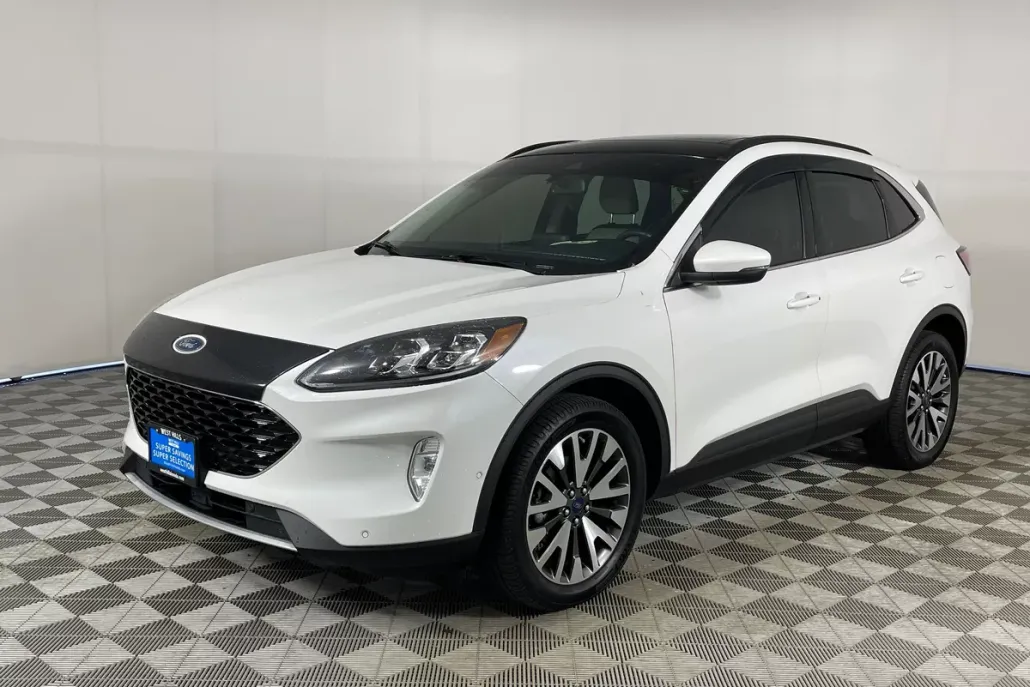 2020 Ford Escape Titanium photo 1