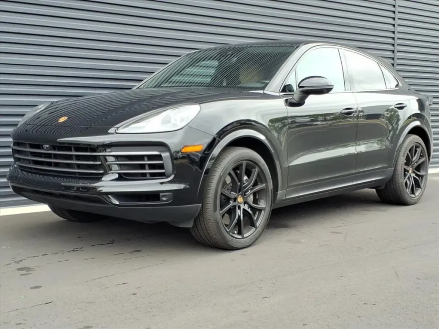 2023 Porsche Cayenne Coupe Platinum Edition photo 1