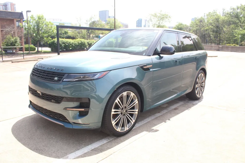 2024 Land Rover Range Rover Sport SE photo 1