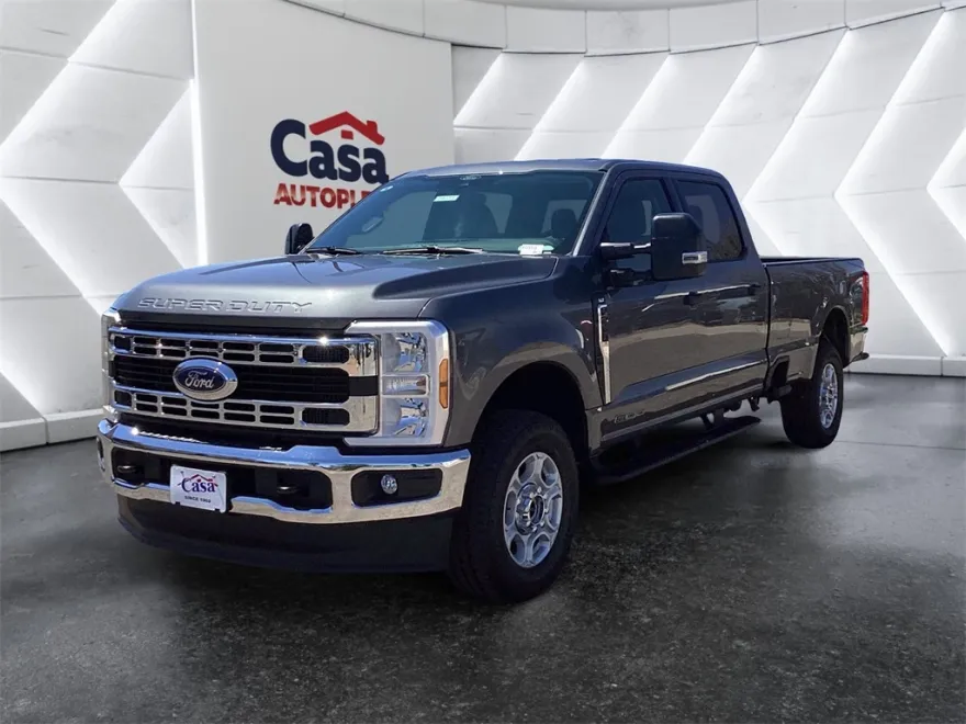 2025 Ford F-250 photo 1