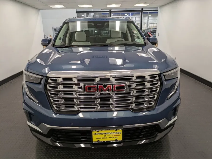 2024 Gmc Acadia Denali photo 1