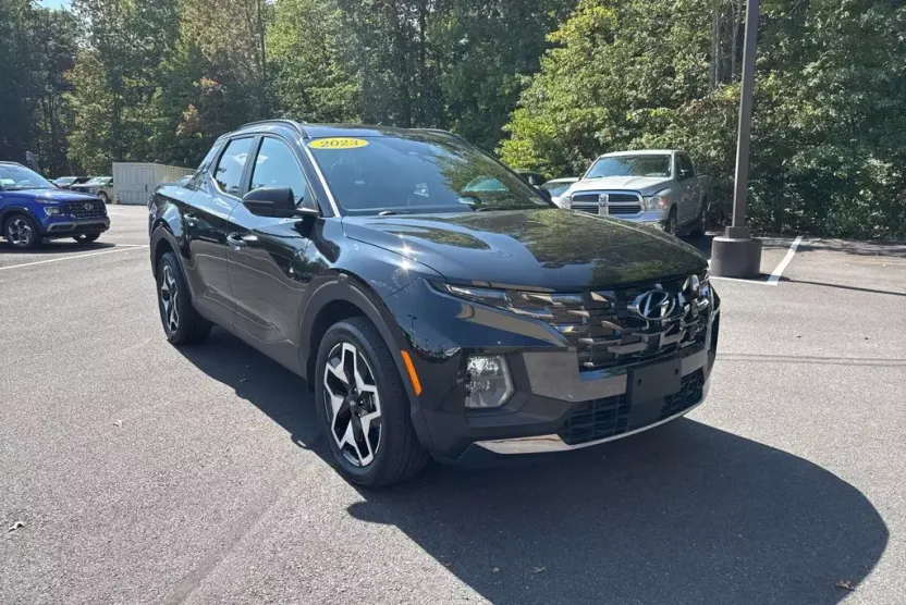 2023 Hyundai Santa Cruz Limited photo 1