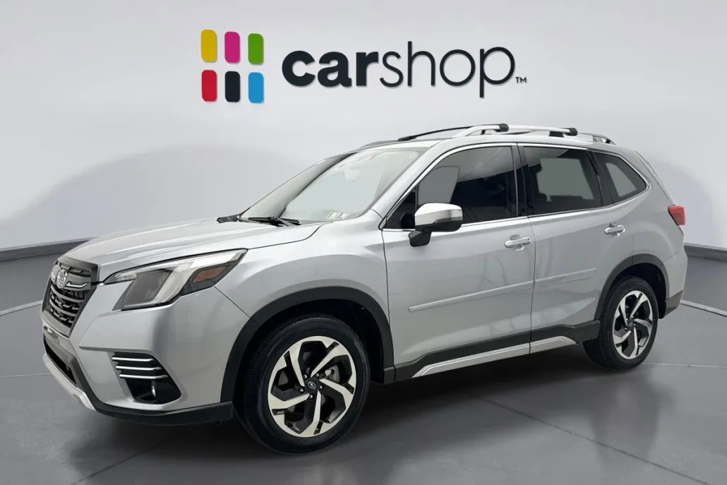 2024 Subaru Forester Touring photo 1