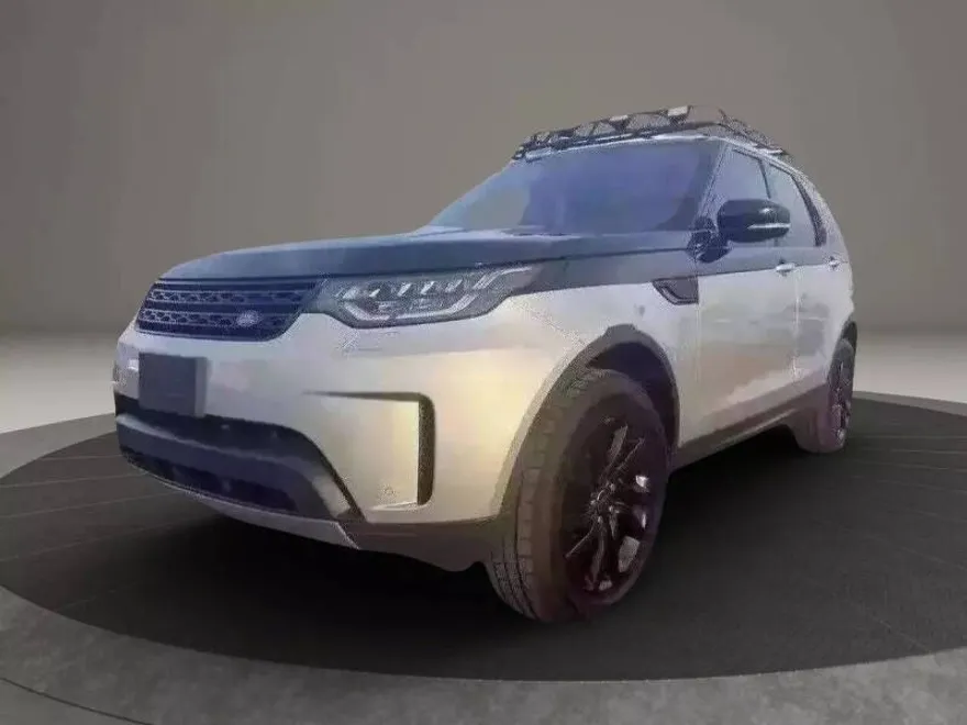 2017 Land Rover Discovery SE photo 1