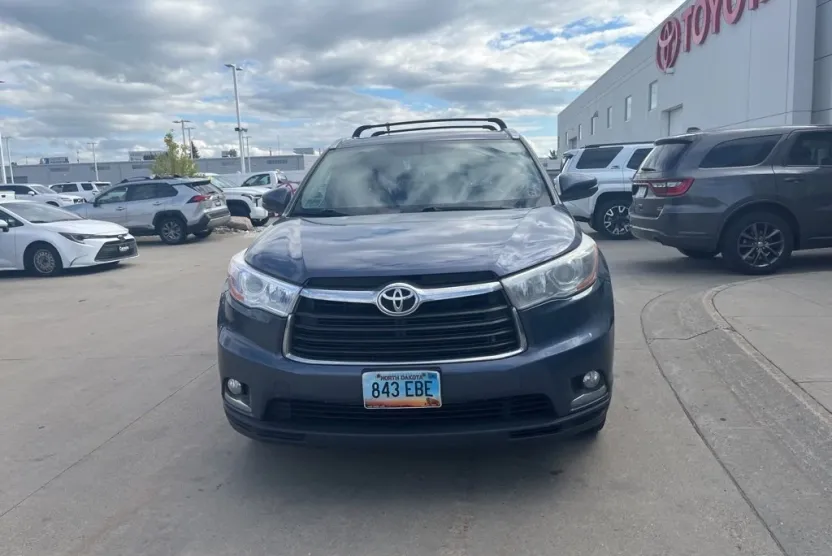 2015 Toyota Highlander Limited photo 1