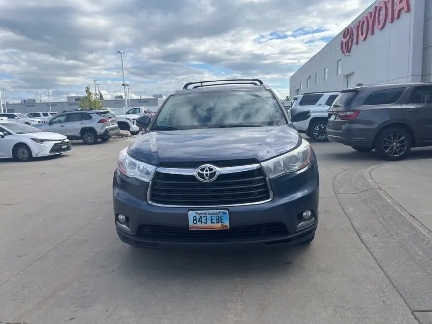 2015 Toyota Highlander Limited photo 1