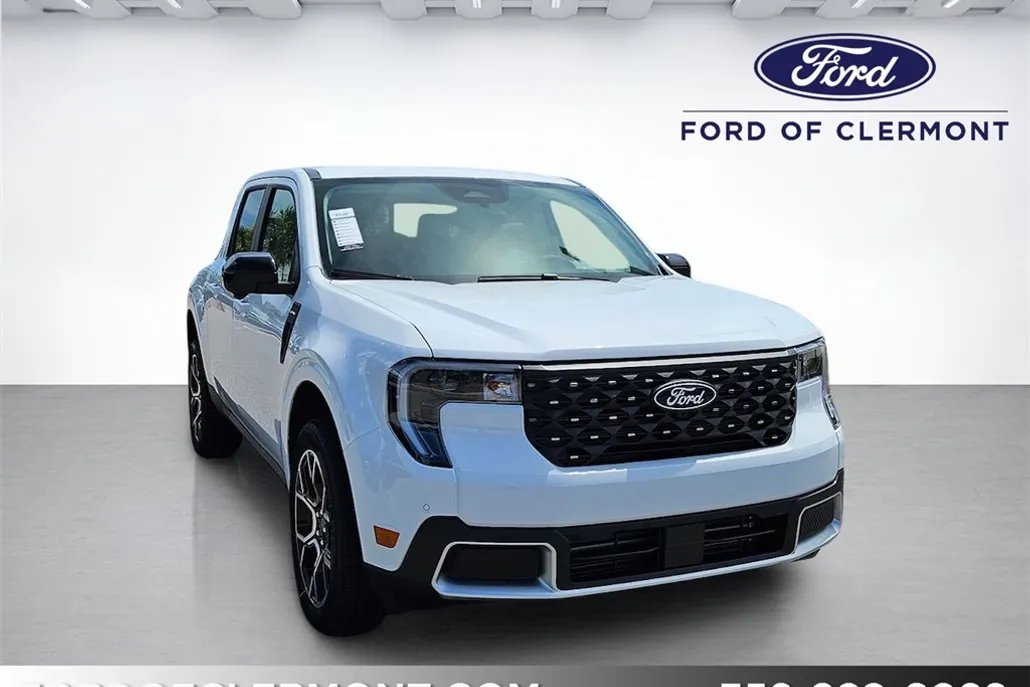 2025 Ford Maverick Lariat photo 1