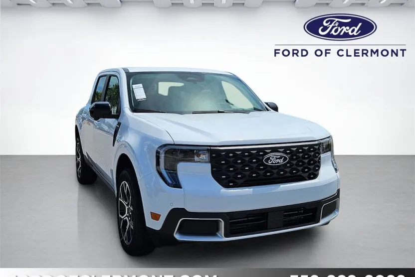 2025 Ford Maverick Lariat photo 1