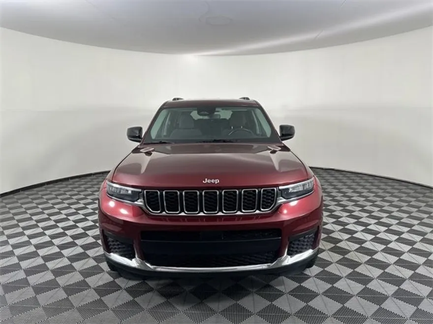 2021 Jeep Grand Cherokee Laredo photo 1