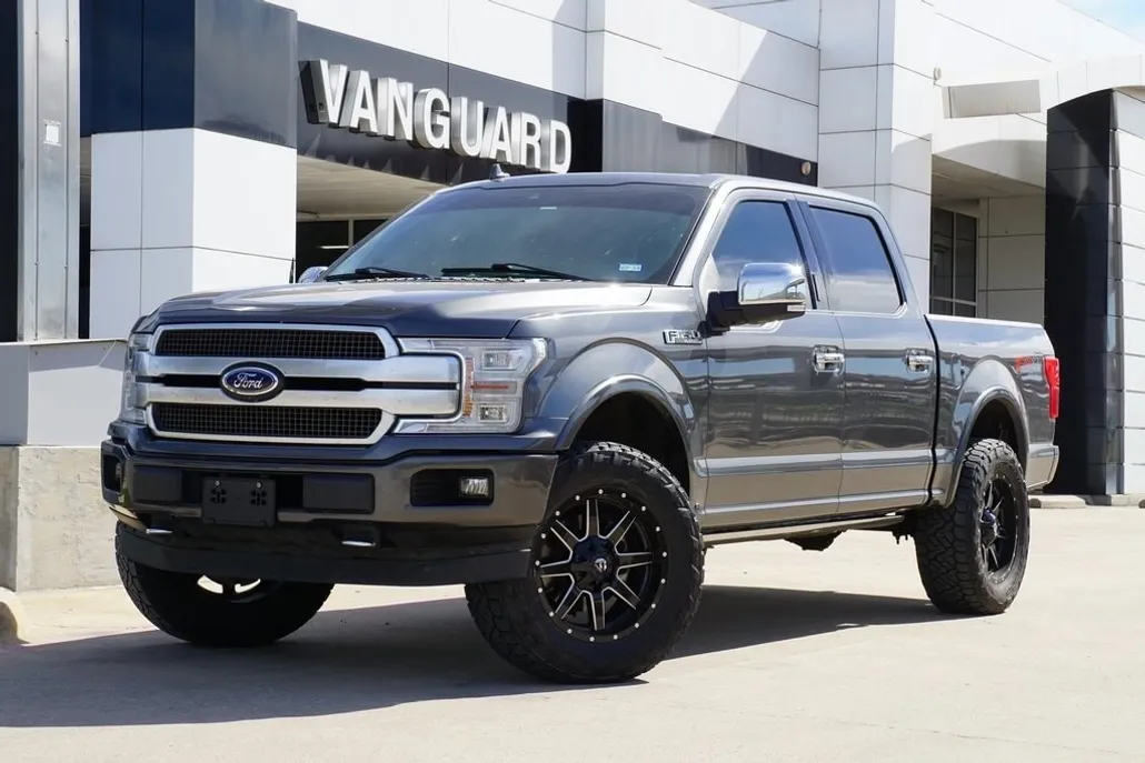 2019 Ford F-150 Platinum photo 1