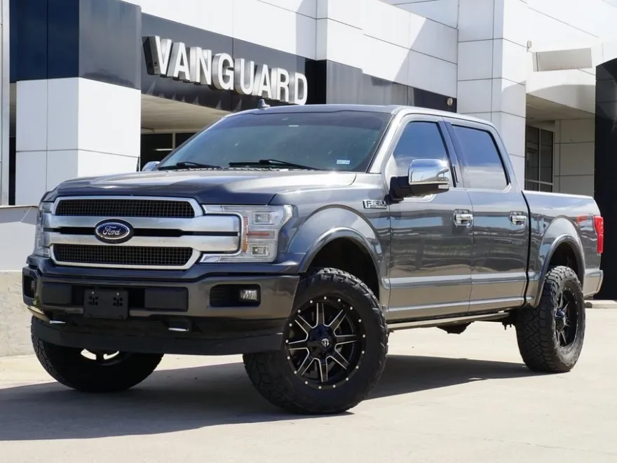 2019 Ford F-150 Platinum photo 1