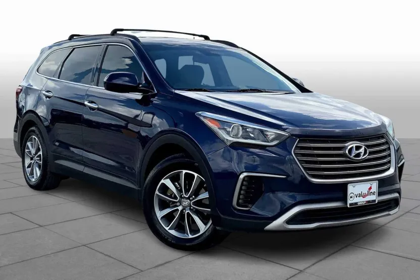 2018 Hyundai Santa Fe SE photo 1