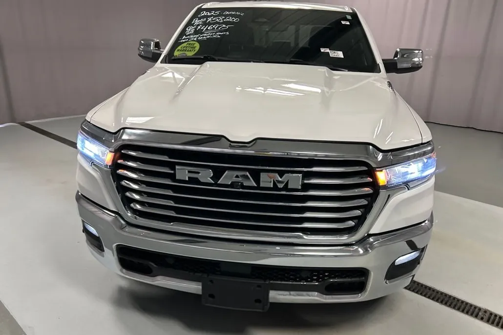 2025 Ram 1500 Laramie photo 1