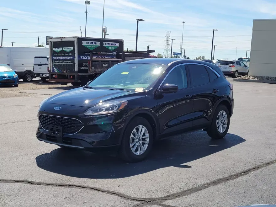 2020 Ford Escape SE photo 1
