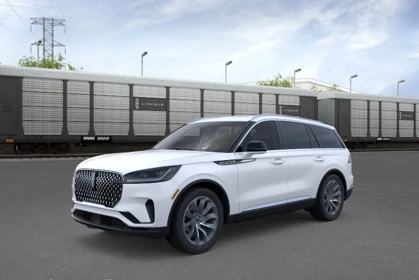2025 Lincoln Aviator Reserve photo 1