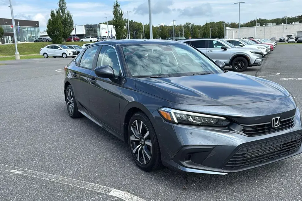 2022 Honda Civic EX photo 1