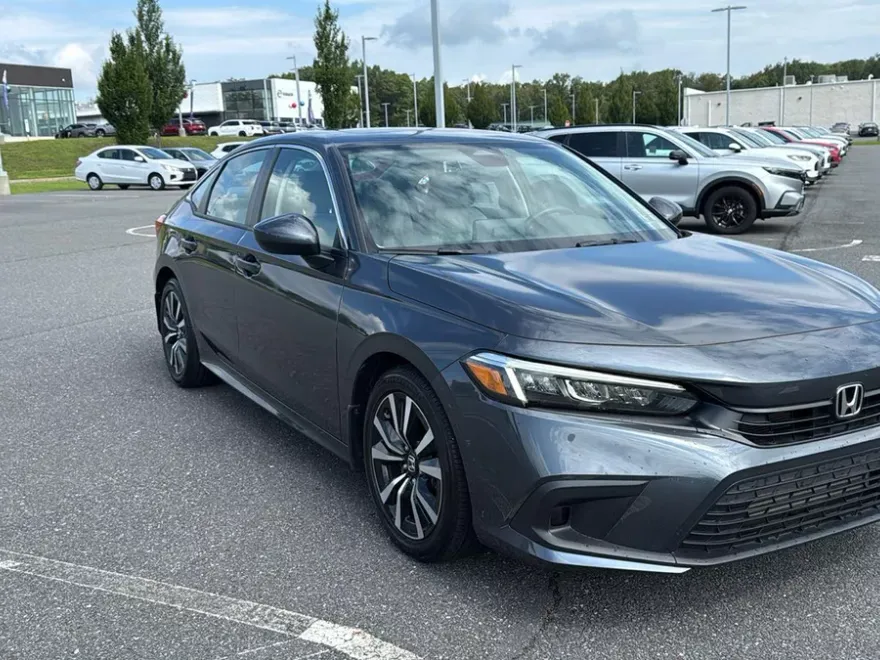 2022 Honda Civic EX photo 1