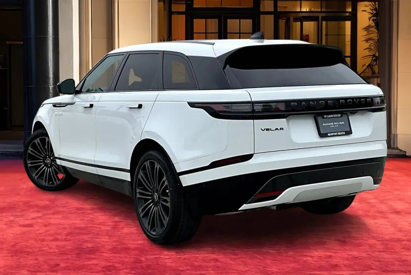 2026 Land Rover Range Rover Velar SE photo 1