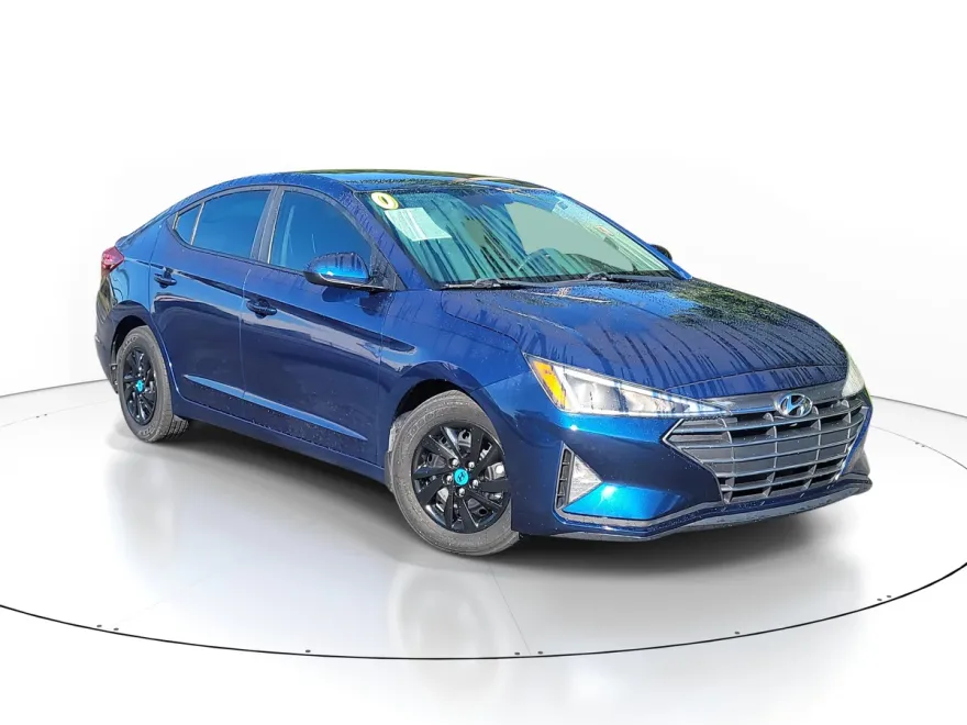 2020 Hyundai Elantra SE photo 1