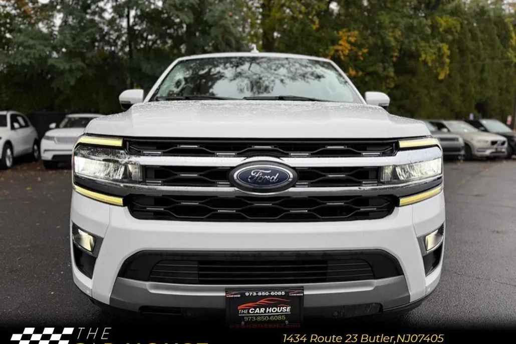 2024 Ford Expedition MAX Limited photo 1