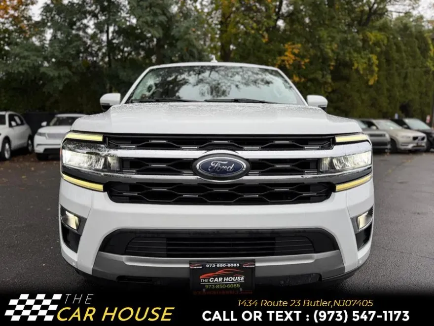 2024 Ford Expedition MAX Limited photo 1