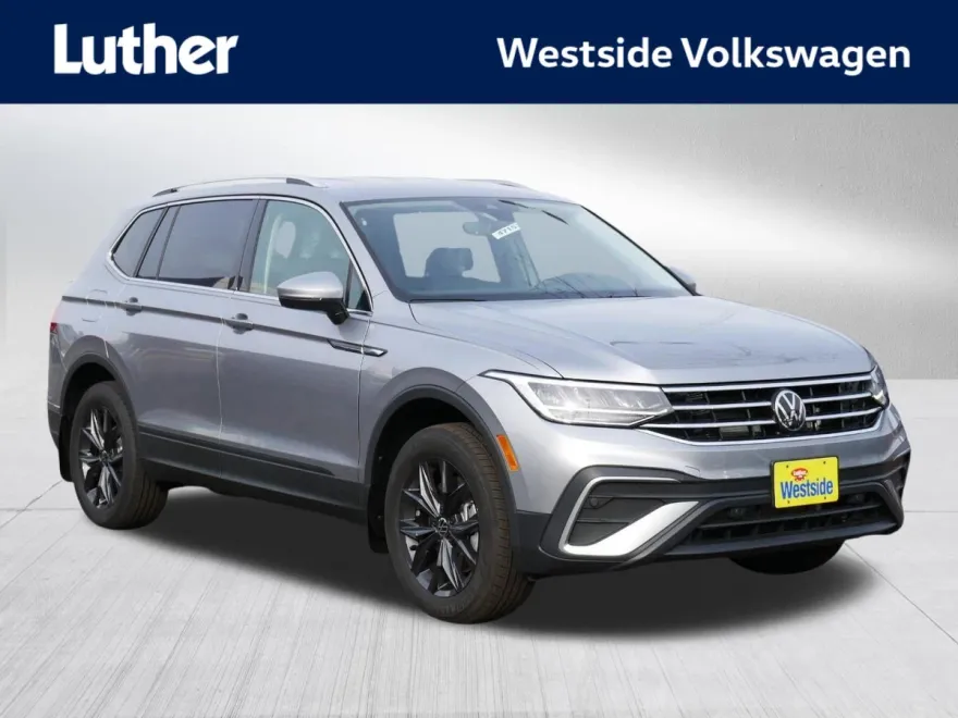 2024 Volkswagen Tiguan SE photo 1