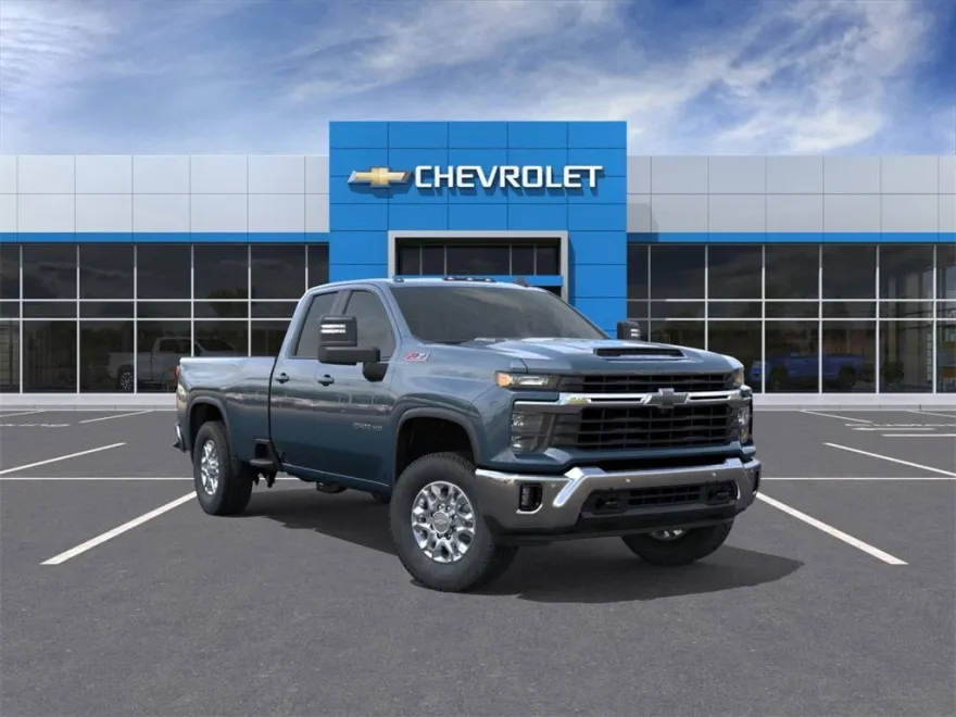 2026 Chevrolet Silverado 2500HD LT photo 1