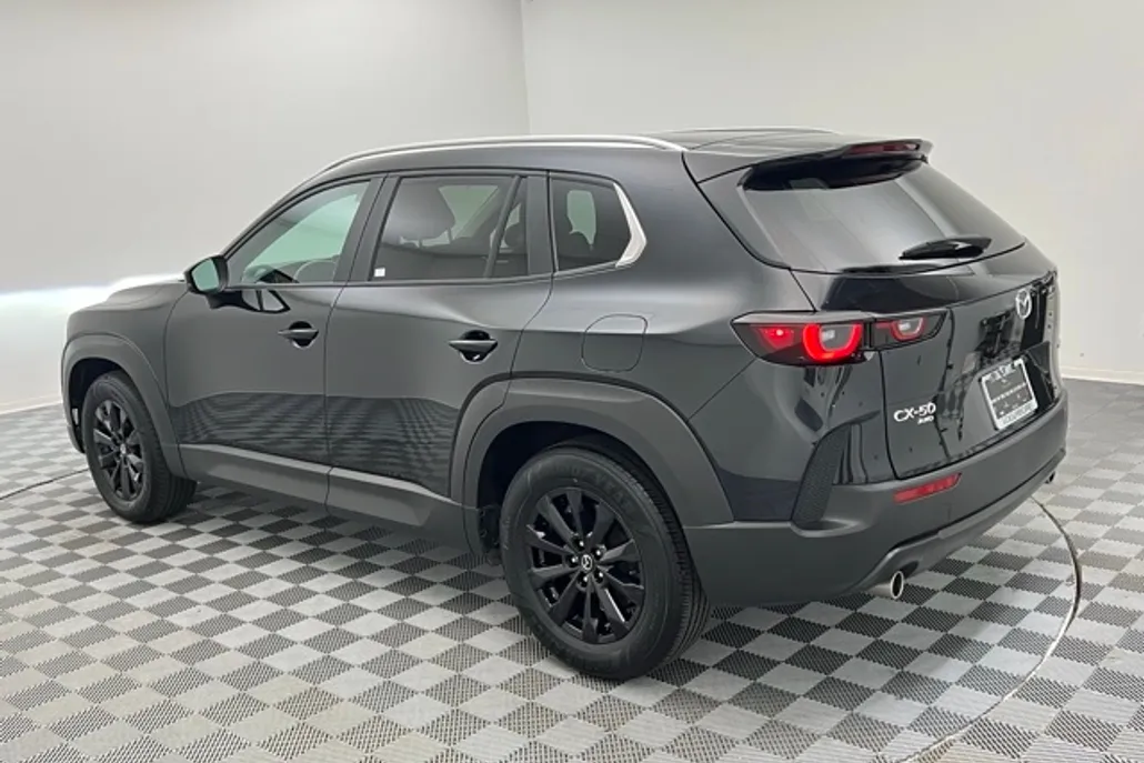 2024 Mazda CX-50 2.5 S Preferred photo 1