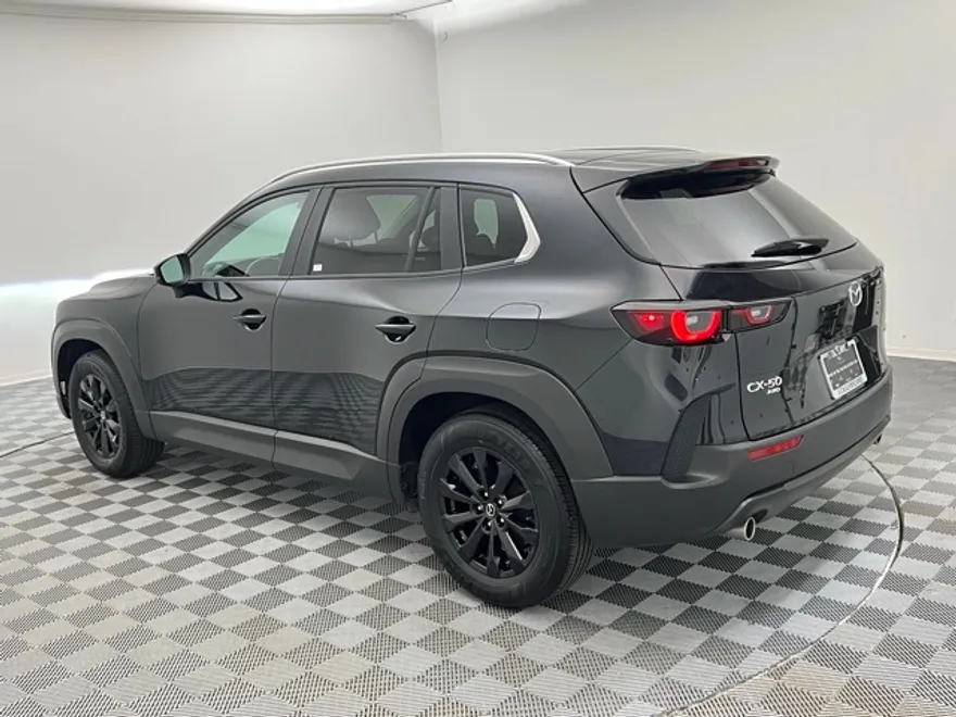 2024 Mazda CX-50 2.5 S Preferred photo 1