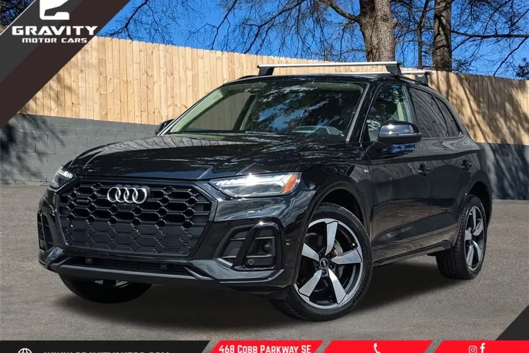 2022 Audi Q5 45 S line Prestige photo 1