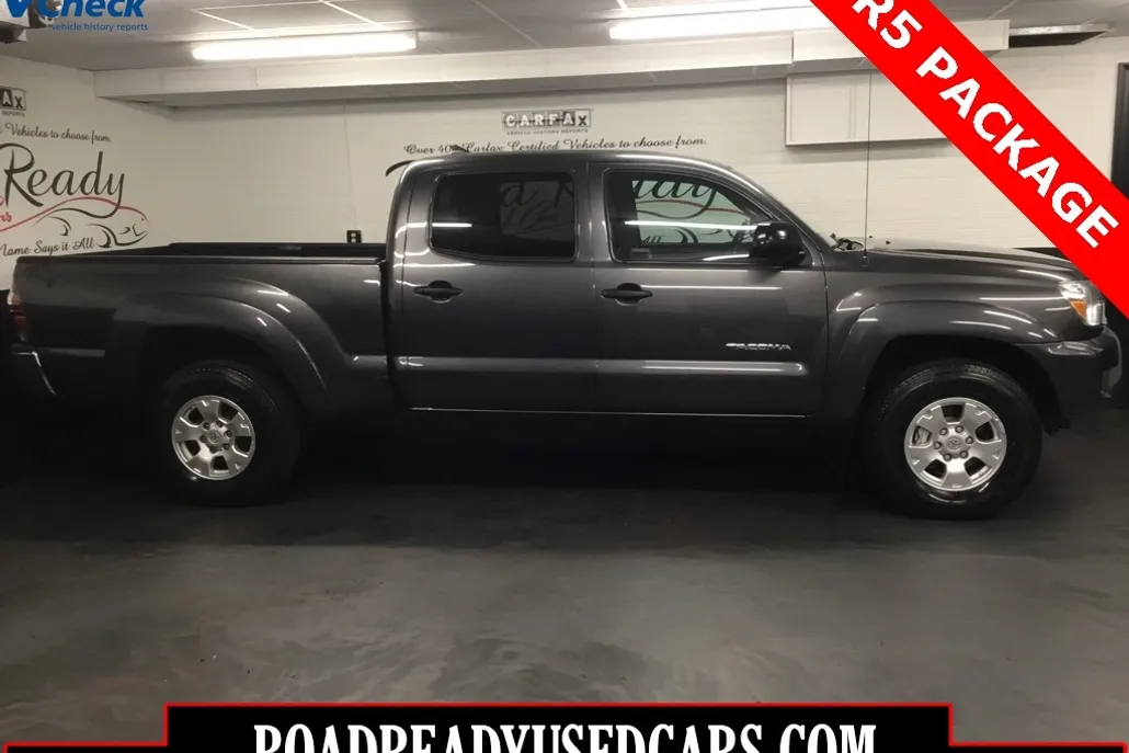 2015 Toyota Tacoma Base 4x4 photo 1
