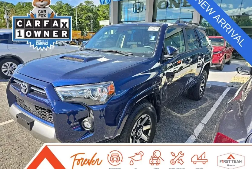2024 Toyota 4Runner TRD Off-Road photo 1