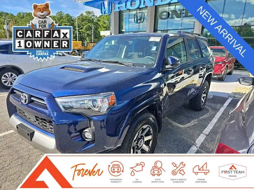 2024 Toyota 4Runner TRD Off-Road photo 1