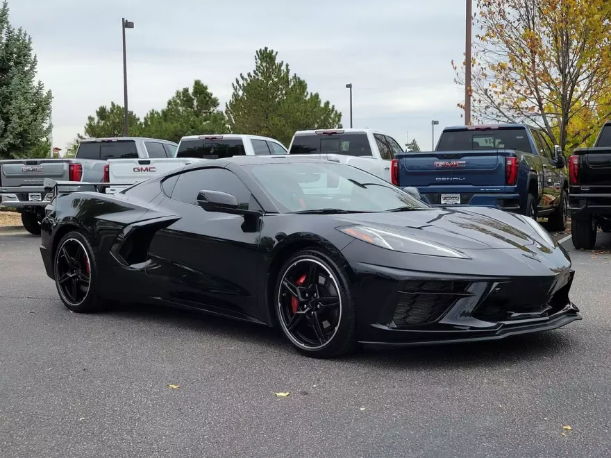 2022 Chevrolet Corvette Stingray 2LT photo 1