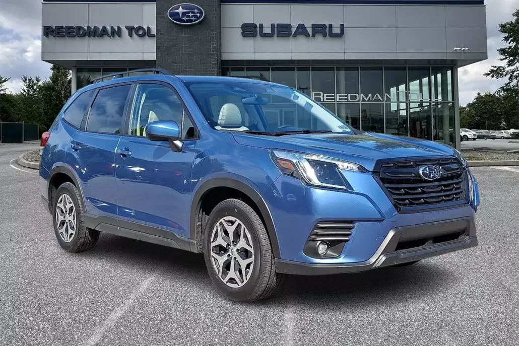 2024 Subaru Forester Premium Base photo 1