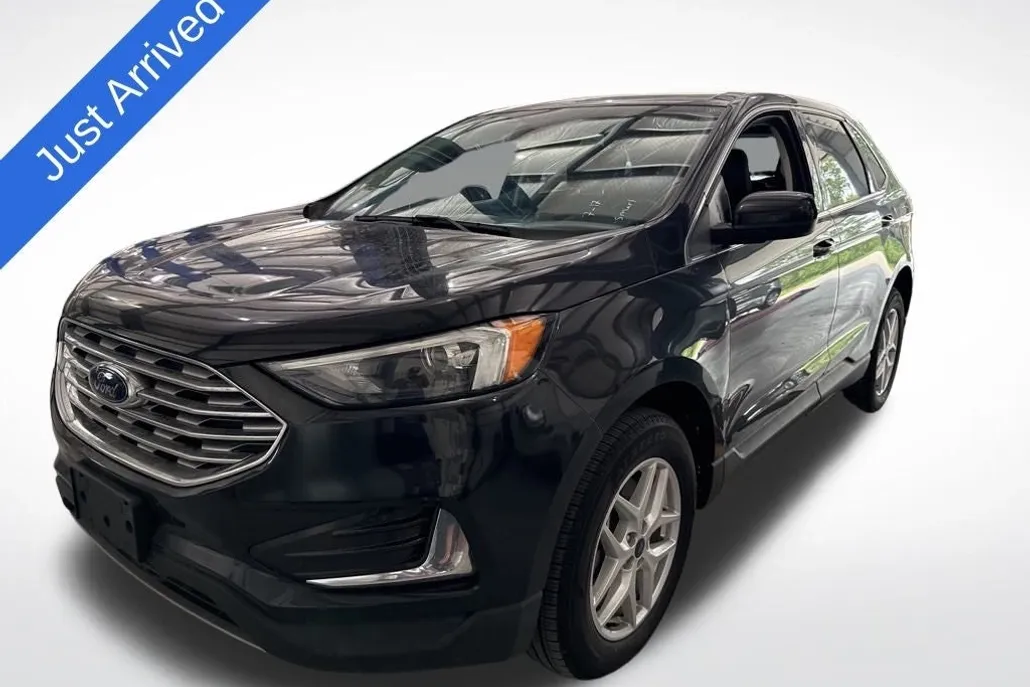 2022 Ford Edge SEL photo 1