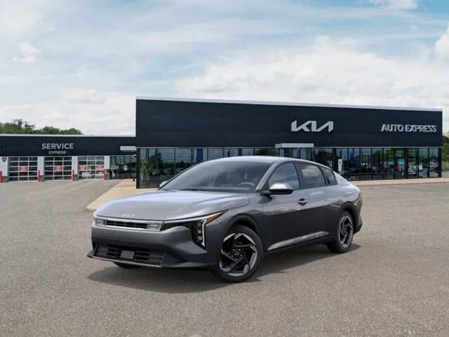 2025 Kia K4 EX photo 1