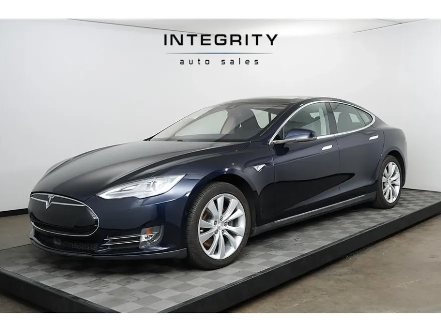 2014 Tesla Model S P85 photo 1